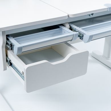 Дитяча парта Cubby Ammi Grey, регульована за висотою